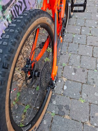 Bicicleta Enduro giant reight Roja
