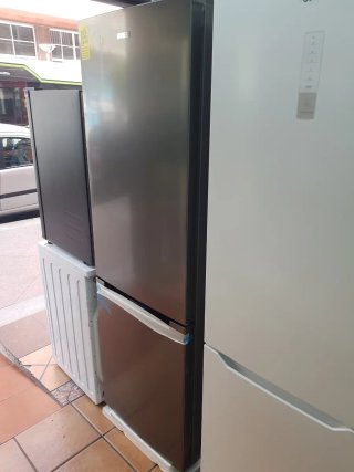 Nevera Svan 369€