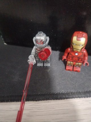 Minifigura LEGO Iron Man + Ultron Original