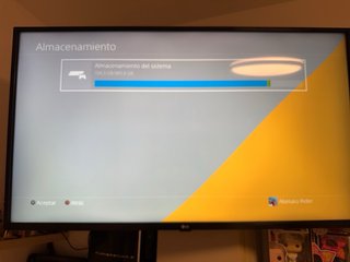 PS4 1TB V.12.00 con VUE Blanco