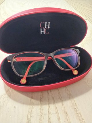 Gafas Carolina Herrera Negras y Rosas