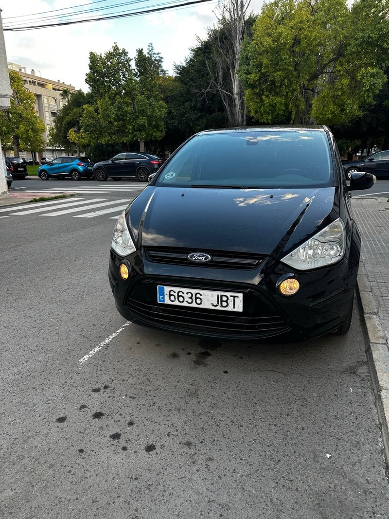 Ford S-MAX 2015 - foto 1