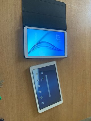 2 Tablet Samsung Tap E + Huawei T1-A21L