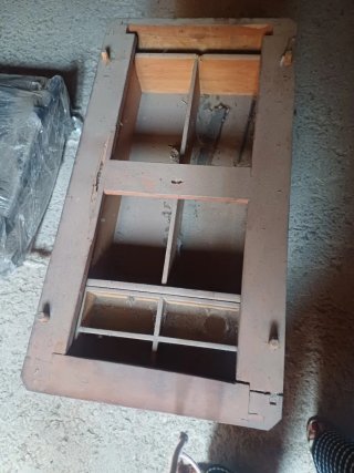 Escritorio antiguo en madera nogal del siglo XIX