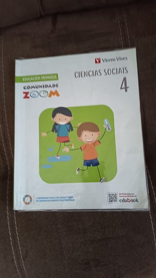 Se venden libros de cuarto primaria