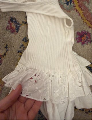 Top Zara bianco con balza crochet