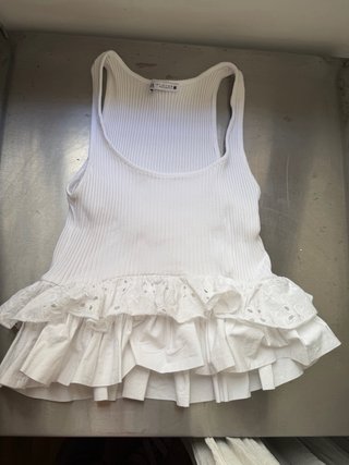 Top Zara bianco con balza crochet