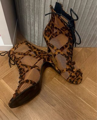 Botines tacón 9 cm estampado leopardo / high heels