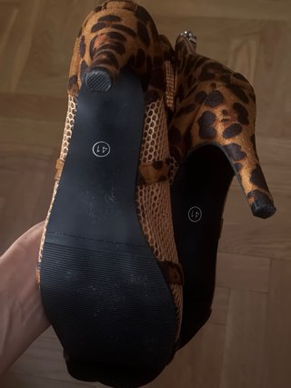 Botines tacón 9 cm estampado leopardo / high heels
