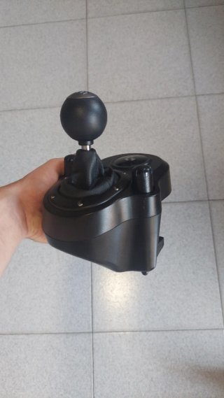 Volante Logitech G29 + Cambio + Pedaliera