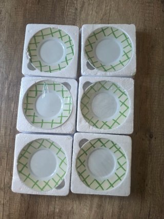Juego de tazas y platos Pronto