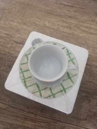 Juego de tazas y platos Pronto