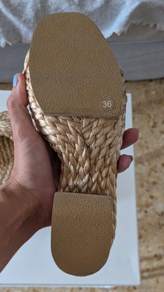 Sandalias Baltarini Beige Talla 36