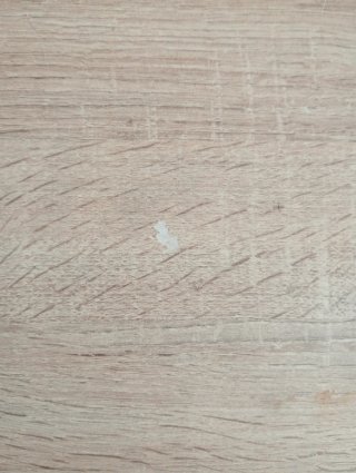 Mesa extensible de comedor madera clara y blanca