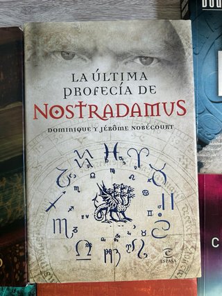 Lote 8 novelas thriller histórico y misterio