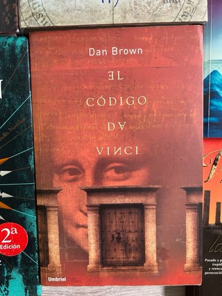 Lote 8 novelas thriller histórico y misterio