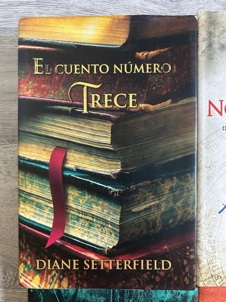 Lote 8 novelas thriller histórico y misterio