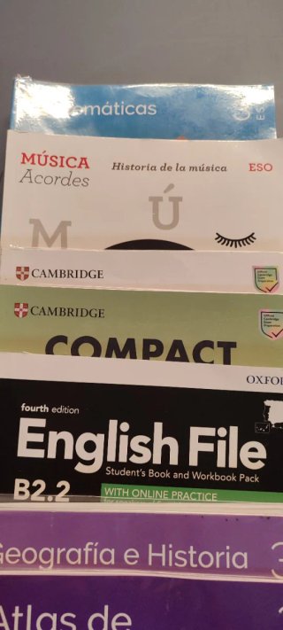 Libros de texto 3 ESO colegio Luyfe Rivas