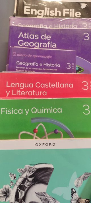 Libros de texto 3 ESO colegio Luyfe Rivas