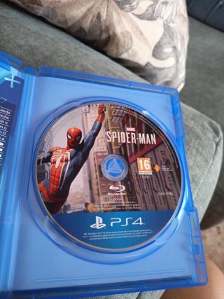 Juegos PS4 en buen estado.