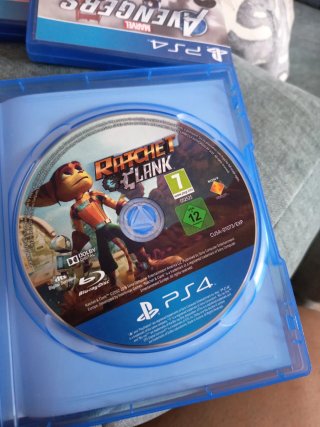 Juegos PS4 en buen estado.