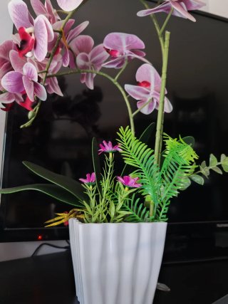 Orchidea artificiale con vaso in ceramica
