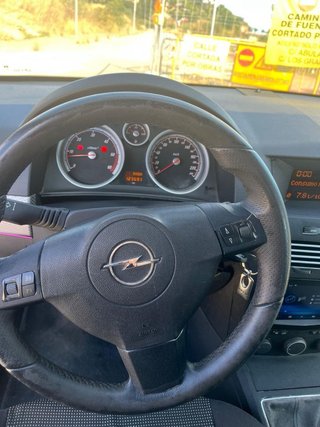 Opel Astra 2006