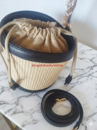 Bolso Beige y Negro.SOLO ENVIO
