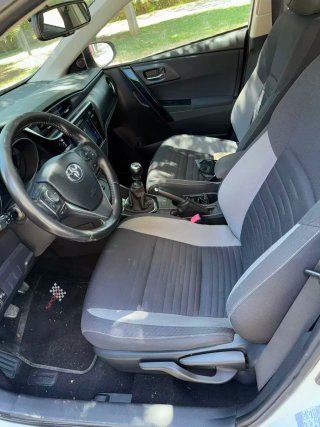 Toyota Auris 2016