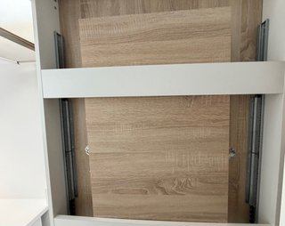 Mesa de comedor + 4 sillas (140x90cm)