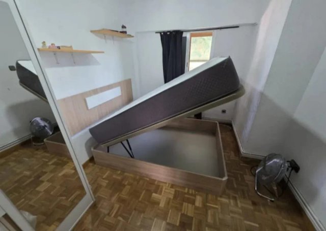 Canapés in legno con base imbottita in tessuto 3D traspirante, altezza 33 cm