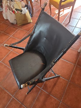 Silla de despacho plegable cuero y bambú