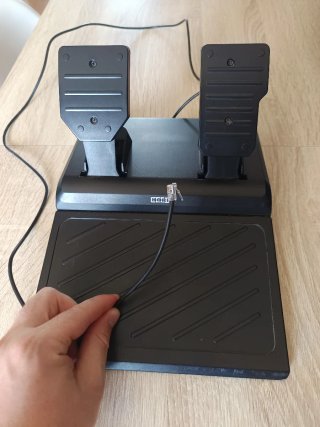 Volante Hori RWA Apex para PS4