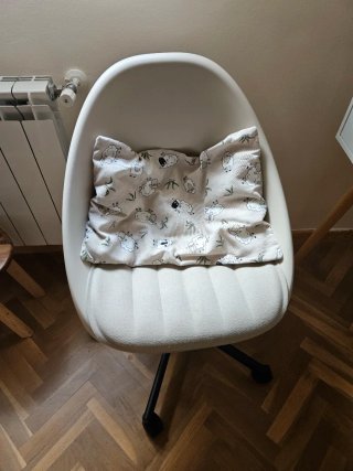 Escritorio estilo nórdico + silla   90×45×76 alto