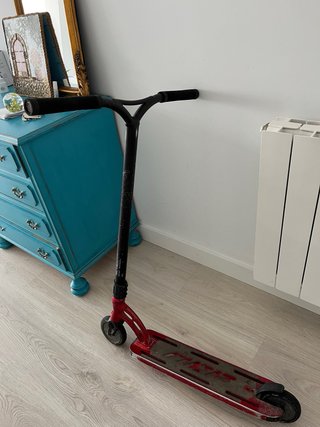 Patinete de trucos MGP rojo
