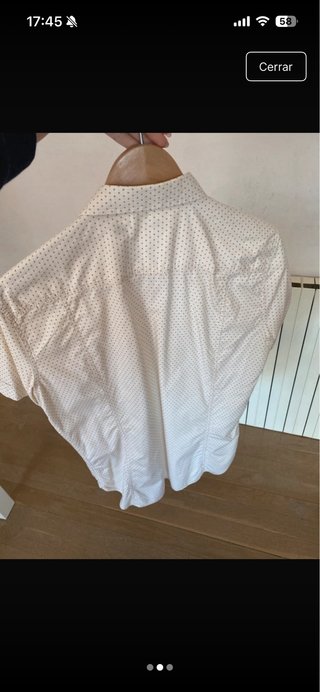 Camisa de manga corta con puntos