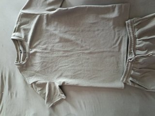 Conjunto camiseta y pantalón corto gris