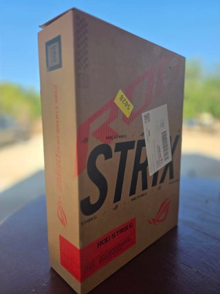 Asus ROG Strix G18 RTX 4070 / 32GB RAM / 1TB SSD