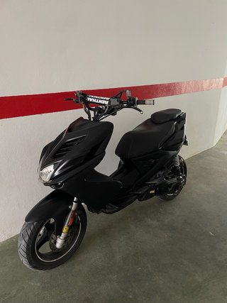 Yamaha Aerox 49cc Negra