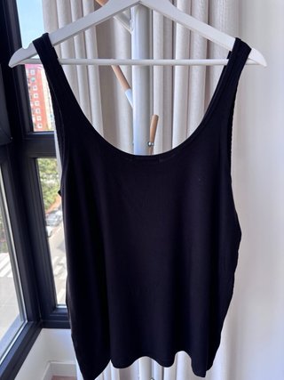 Camiseta Zara canalé negra Talla L