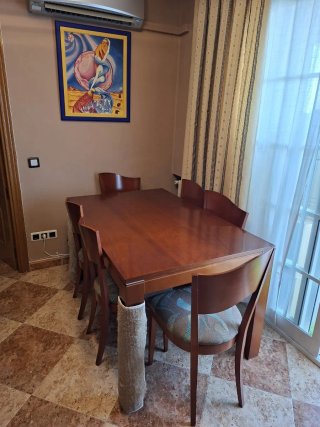 Mueble salón, mesa + 6 sillas y mesa centro cerezo