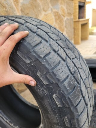4 neumáticos Cooper Discoverer AT3 265/70 R16