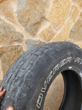 4 neumáticos Cooper Discoverer AT3 265/70 R16