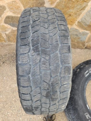 4 neumáticos Cooper Discoverer AT3 265/70 R16
