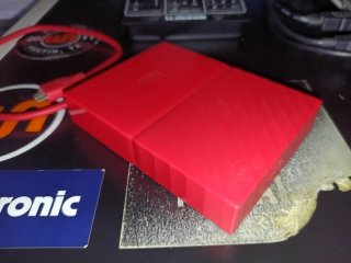 WD My Passport 4 TB Hard Disk Rosso gaming