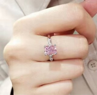 Anillo de Plata de Ley 925 con Moissanita Rosa