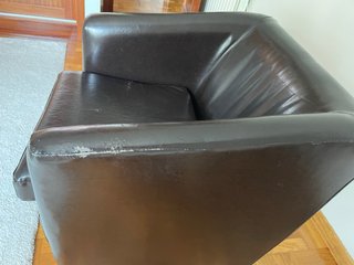 Sillón polipiel negro-buen estado