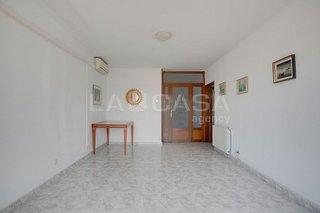 Piso en venta en Bellvitge en Hospitalet de Llobregat, L´