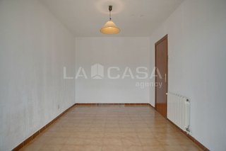 Piso en venta en Bellvitge en Hospitalet de Llobregat, L´