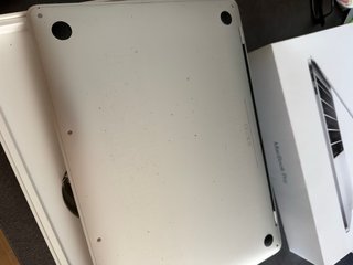 MacBook Pro 13 2017 8GB RAM - Display rotto